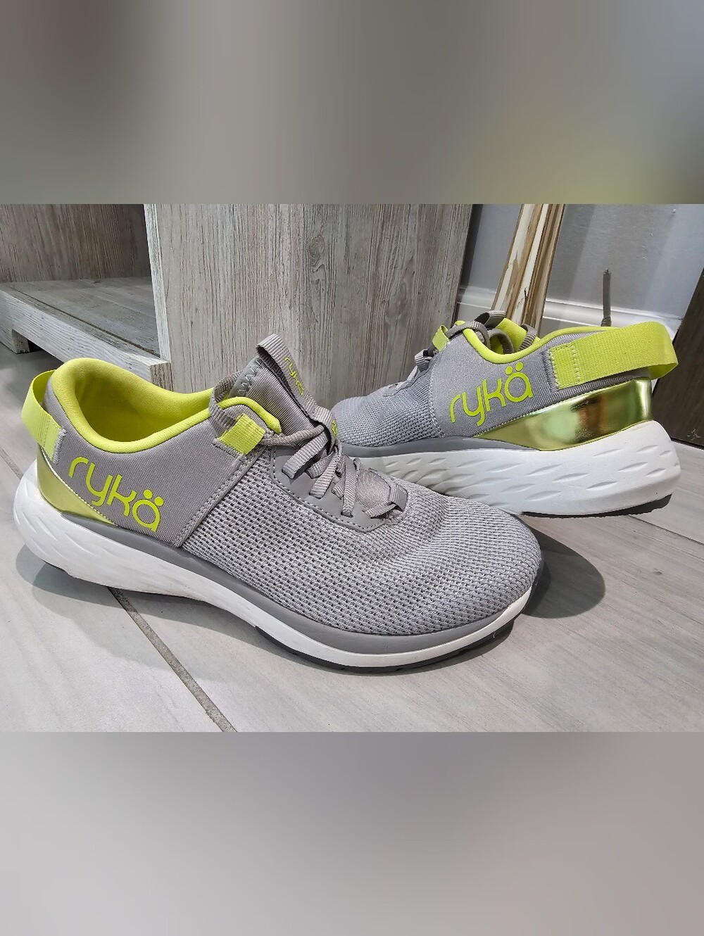 Ryka Women's Gray and Neon Yellow Memory Foam Sneakers Size 7.5